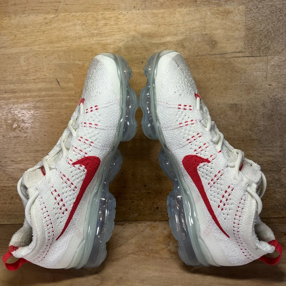 Nike Air VaporMax 2023 Flyknit Womens Size 7.5 Shoes Sneakers Sail Track Red - Picture 6 of 12